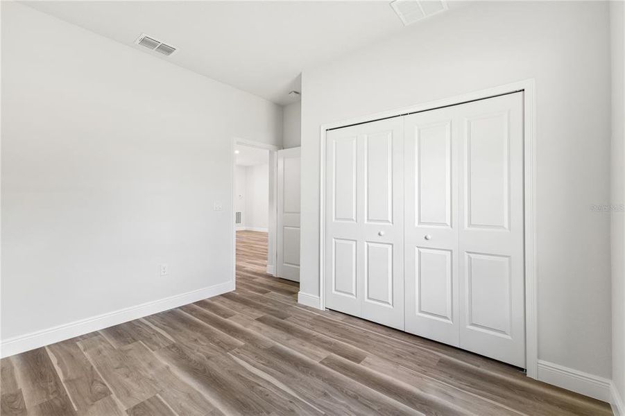 Spacious, unfurnished interior of a new home in , Ocala (Image 16).