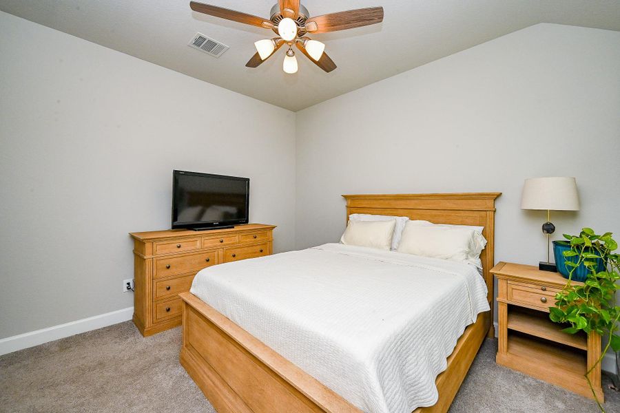 Image 25 of a home in The Grand Prairie 40'. Image 25 of a home in The Grand Prairie 40'.