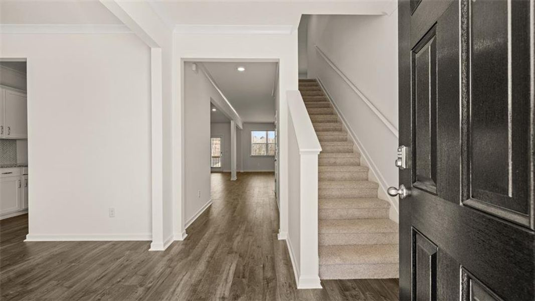 Spacious, unfurnished interior of a new home in Brooks Station, Dacula (Image 9).