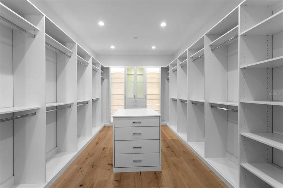 Furnished interior view inside a new home in , Tampa (Image 35). Furnished interior view inside a new home in , Tampa (Image 35).