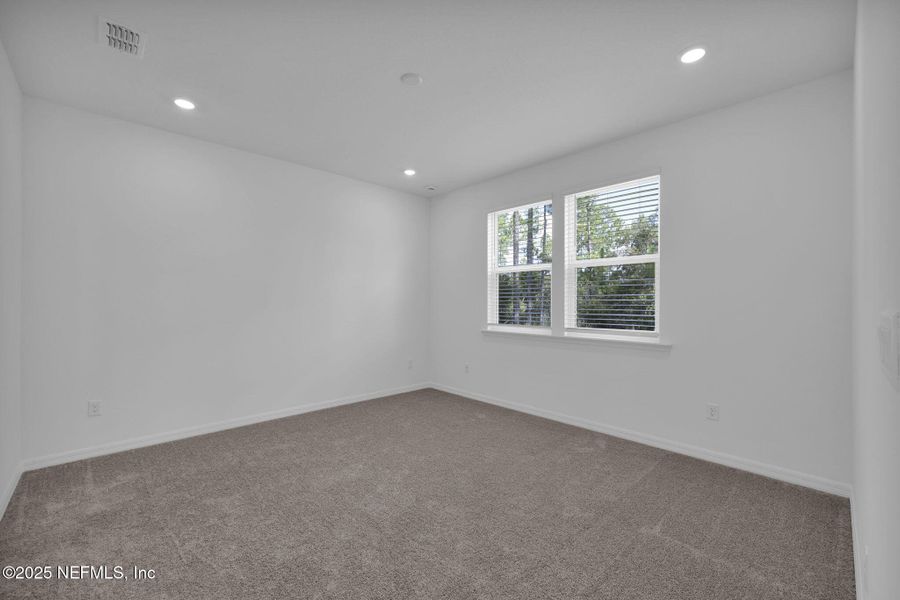 Spacious, unfurnished interior of a new home in Bradley Creek, Green Cove Springs (Image 21). Spacious, unfurnished interior of a new home in Bradley Creek, Green Cove Springs (Image 21).
