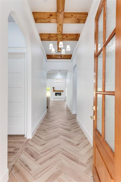 Spacious, unfurnished interior of a new home in , Lake Worth (Image 10).