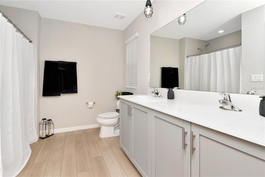 Furnished interior view inside a new home in Bell Creek Landing, Riverview (Image 17). Furnished interior view inside a new home in Bell Creek Landing, Riverview (Image 17).