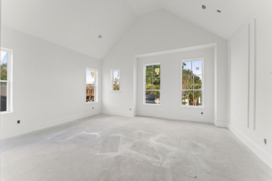 Primary bedroom. Photo take in mid-November.