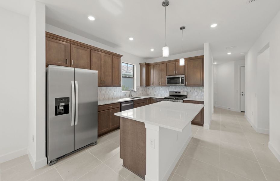 Furnished interior view inside a new home in Del Webb Catalina, Lakewood Ranch (Image 5). Furnished interior view inside a new home in Del Webb Catalina, Lakewood Ranch (Image 5).