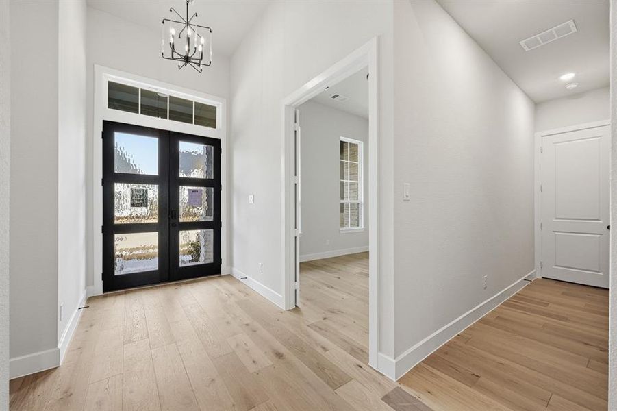 Spacious, unfurnished interior of a new home in Sandbrock Ranch, Aubrey (Image 16).