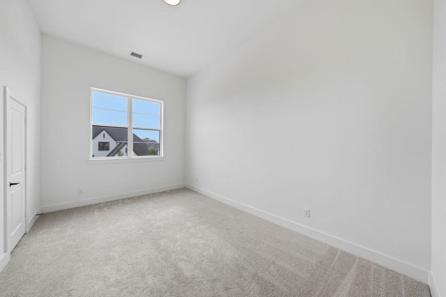 Spacious, unfurnished interior of a new home in Custer Ridge Estates, Allen (Image 35). Spacious, unfurnished interior of a new home in Custer Ridge Estates, Allen (Image 35).
