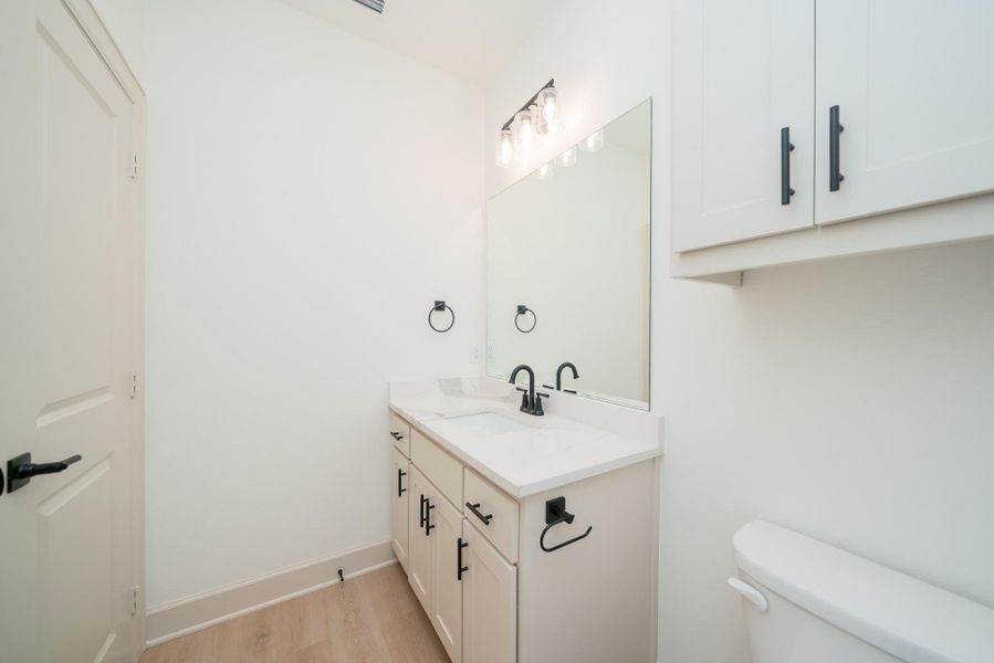 Image 28 of a home in .