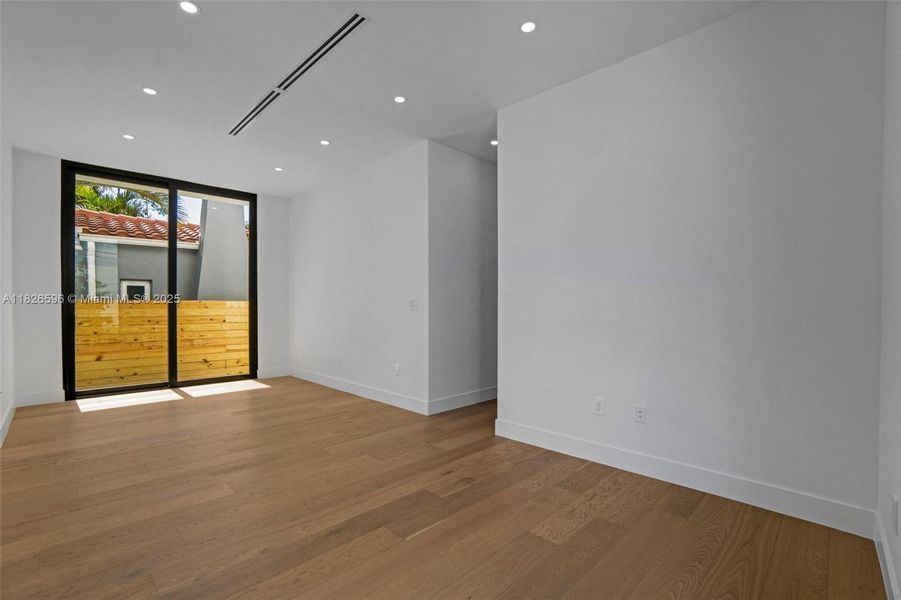 Spacious, unfurnished interior of a new home in , Miami (Image 64). Spacious, unfurnished interior of a new home in , Miami (Image 64).