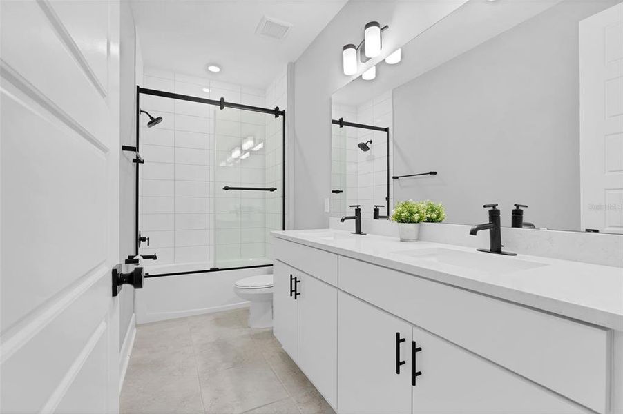 Furnished interior view inside a new home in , Orlando (Image 17).