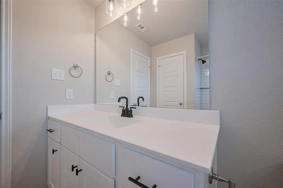 Furnished interior view inside a new home in La Segarra, Brookshire (Image 8).