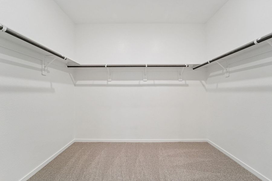 Spacious, unfurnished interior of a new home in Granger Pointe - Premier Series, Conroe (Image 33).