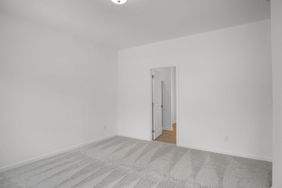Spacious, unfurnished interior of a new home in Ironhorse, Dickson (Image 20).