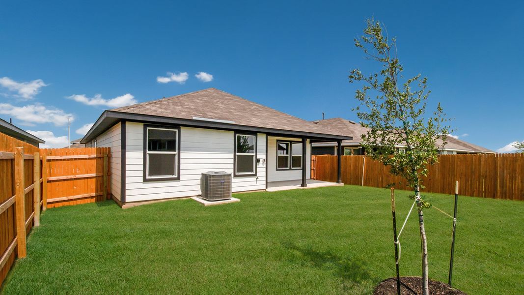 Representative exterior photo of a completed home built from the The Gaven by D.R. Horton in Wayside, Uhland, TX (Image 14).