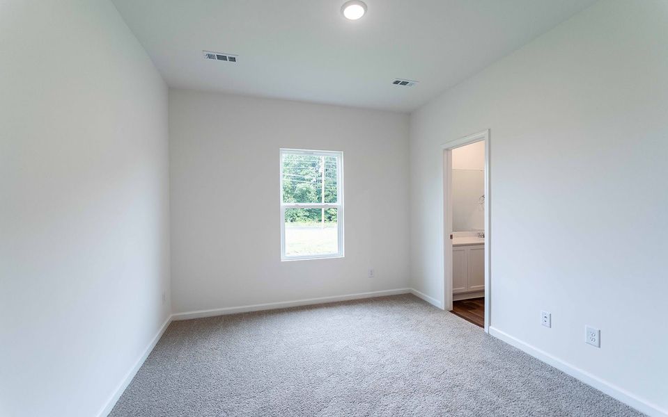 Spacious, unfurnished interior of a new home in Stonehenge, Manchester (Image 9).