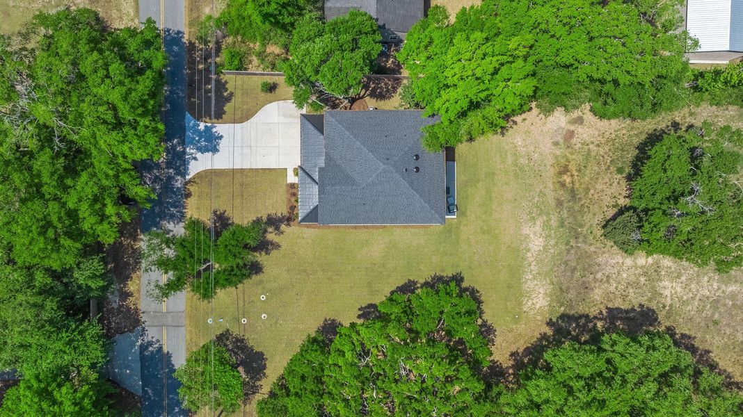 Image 42 of a home in .