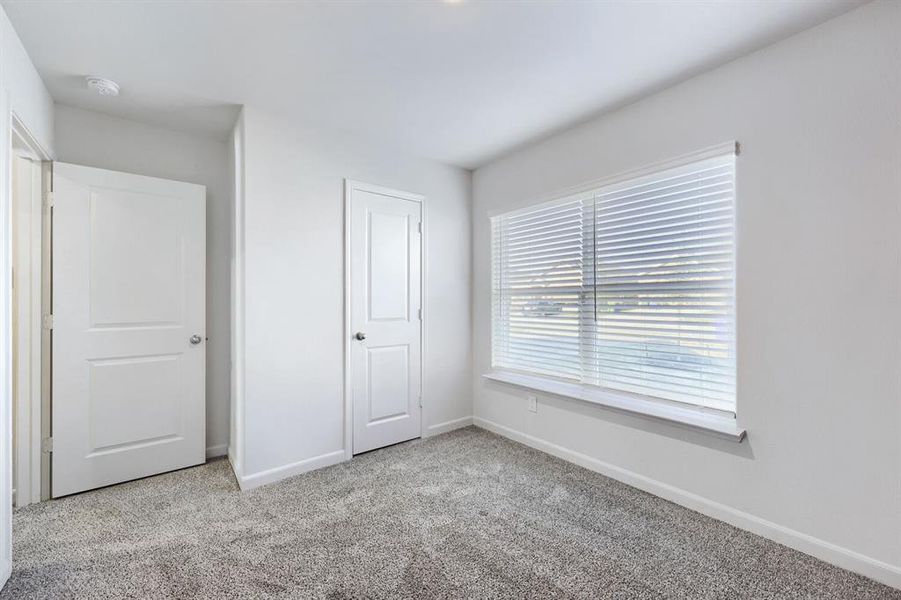 Spacious, unfurnished interior of a new home in Patriot Estates, Venus (Image 18).