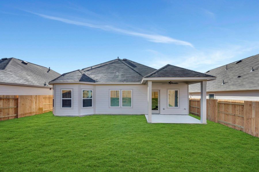 Exterior details and patio area of a home in Lone Star Landing, Montgomery (Image 26).