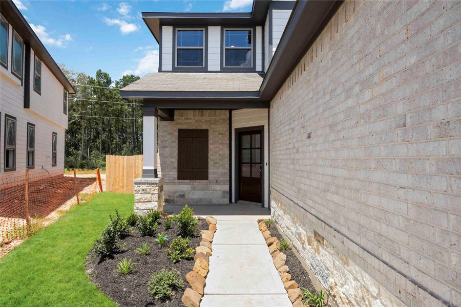 Image 25 of a home in Meadow Park.