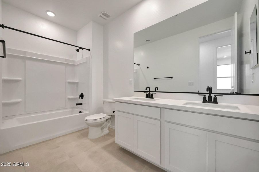 PHX_Tyler_Lot 2088_Lagoon_3733_bath3