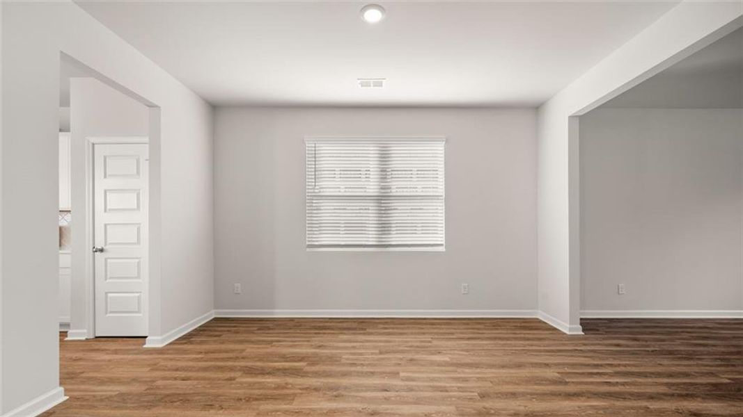 Spacious, unfurnished interior of a new home in Oakchase at Hampton, Hampton (Image 19).