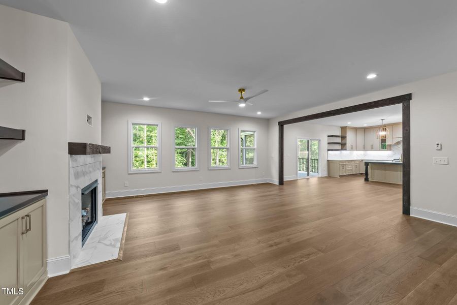 21-web-or-mls-VB4A5310