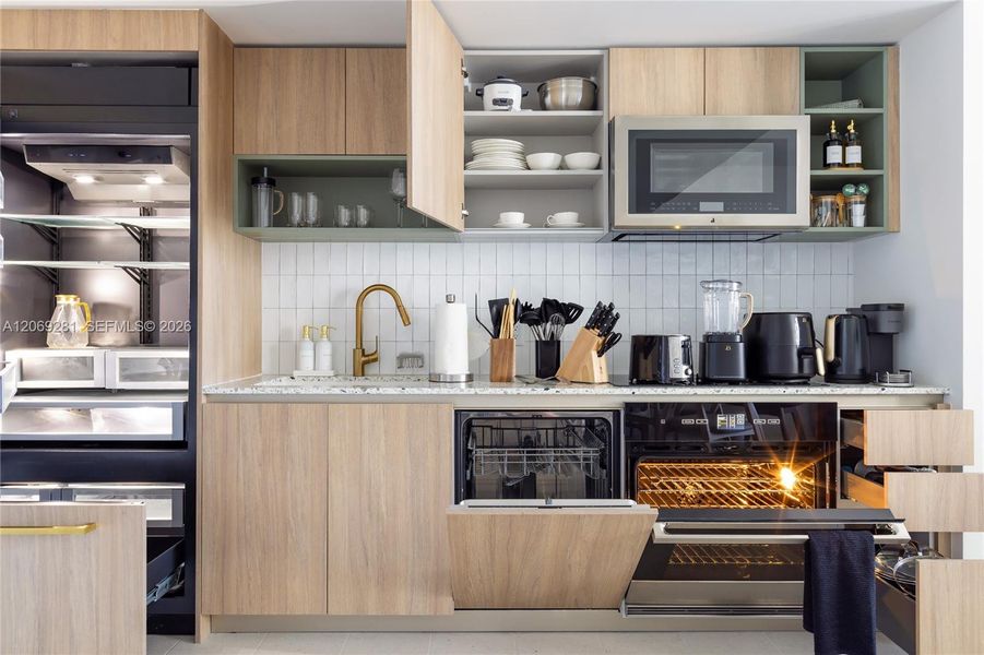 Fridge, Dishwasher, Oven, Stove, Microwave and Appliances Fridge, Dishwasher, Oven, Stove, Microwave and Appliances