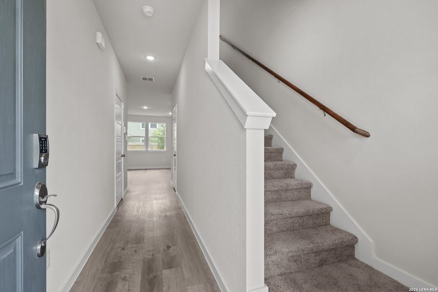 Spacious, unfurnished interior of a new home in Senna, Leon Valley (Image 24). Spacious, unfurnished interior of a new home in Senna, Leon Valley (Image 24).