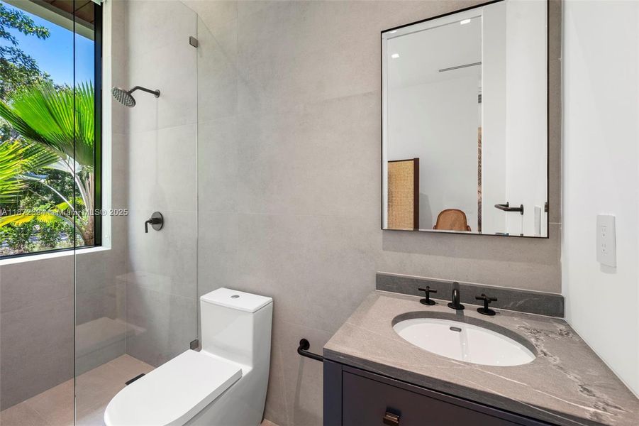 Furnished interior view inside a new home in , Coral Gables (Image 41).