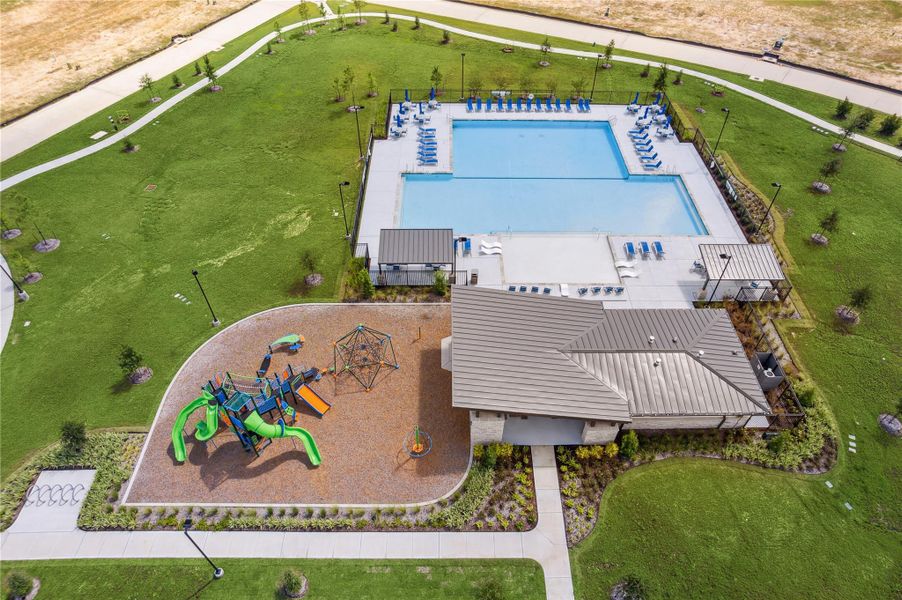 Community amenities in The Canopies, Splendora (Image 16).