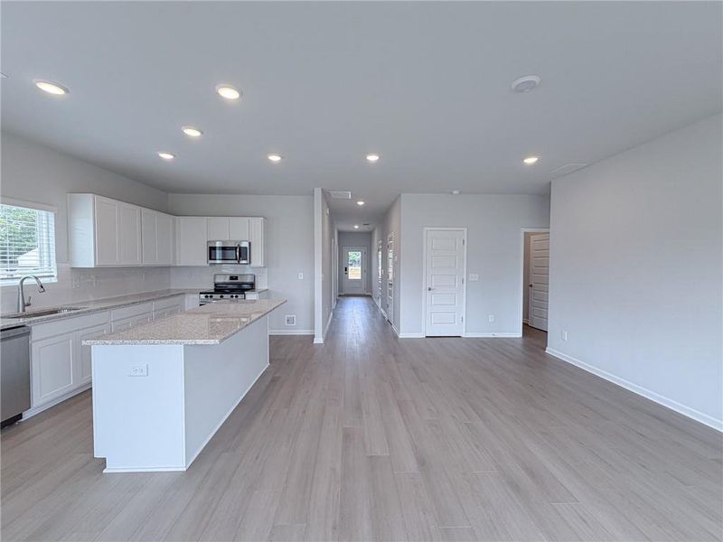 Furnished interior view inside a new home in , Rockmart (Image 5).