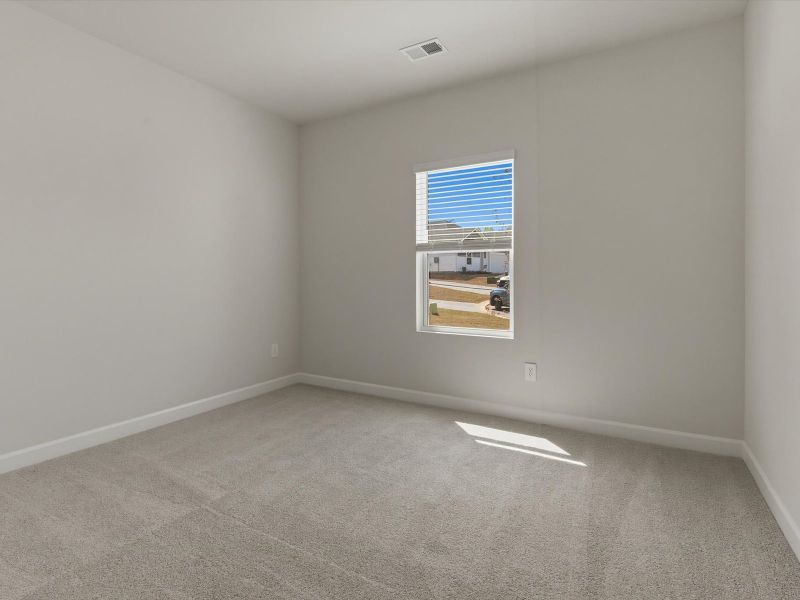 Spacious, unfurnished interior of a new home in Vickery Station, Woodruff (Image 16).