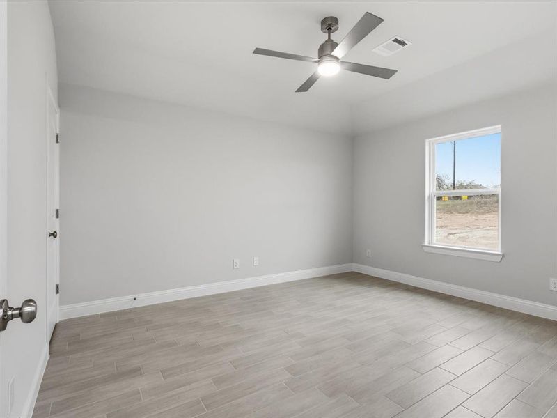 Spacious, unfurnished interior of a new home in , Azle (Image 28).