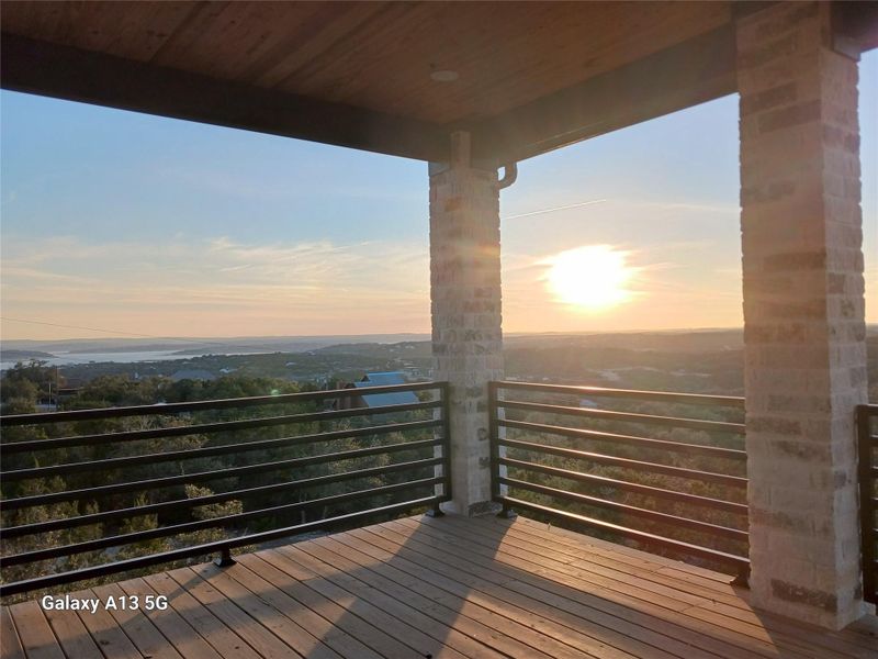 Exterior details and patio area of a home in , New Braunfels (Image 3).