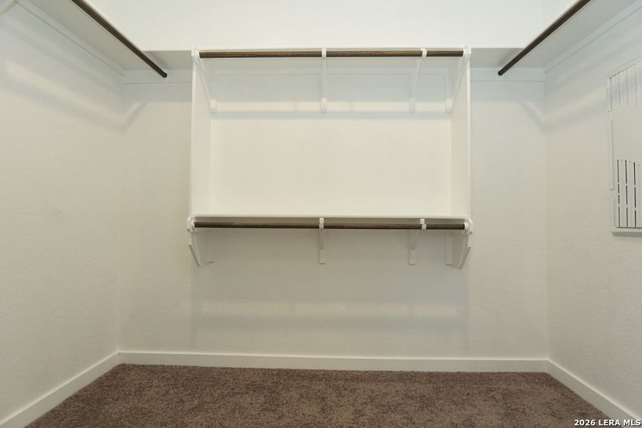 Spacious, unfurnished interior of a new home in Ladera - High Point 45', San Antonio (Image 34).