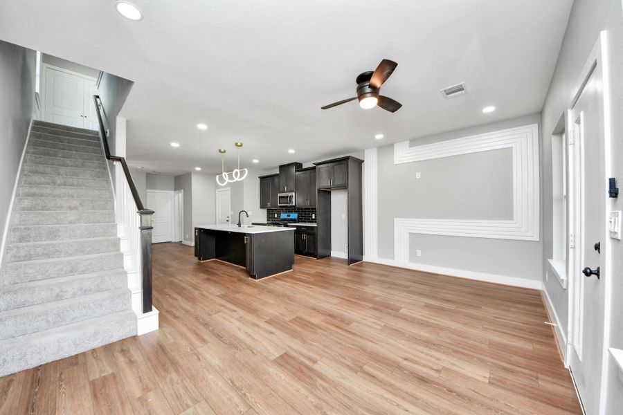 Spacious, unfurnished interior of a new home in , Houston (Image 29).