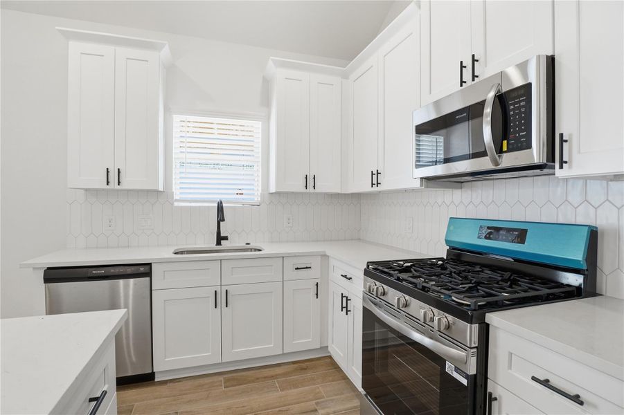 Furnished interior view inside a new home in Foxtail Palms, Manvel (Image 9).