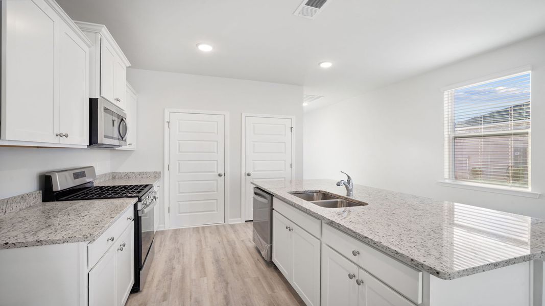 Furnished interior view inside a new home in Grand Oaks, Columbia (Image 5). Furnished interior view inside a new home in Grand Oaks, Columbia (Image 5).