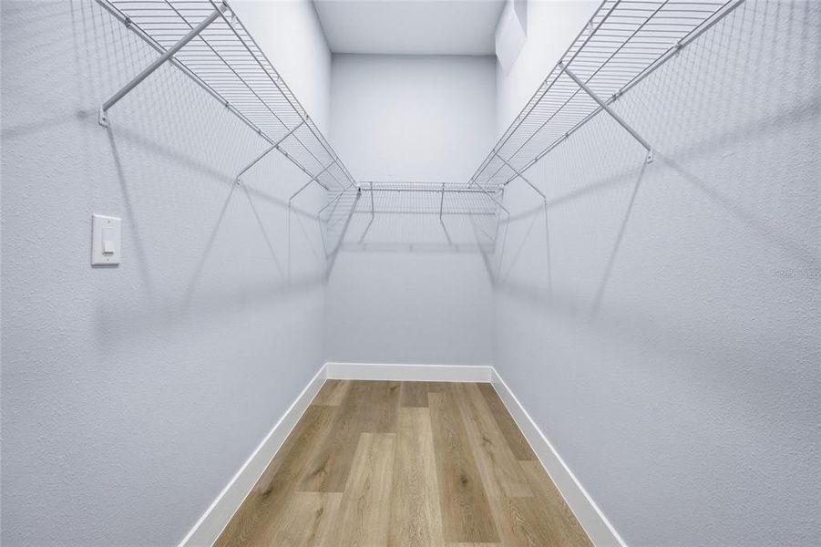 Spacious, unfurnished interior of a new home in , Dunnellon (Image 20). Spacious, unfurnished interior of a new home in , Dunnellon (Image 20).