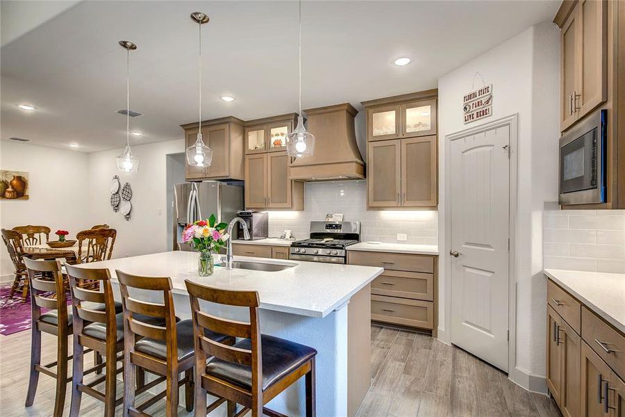 Furnished interior view inside a new home in , Lavon (Image 18).