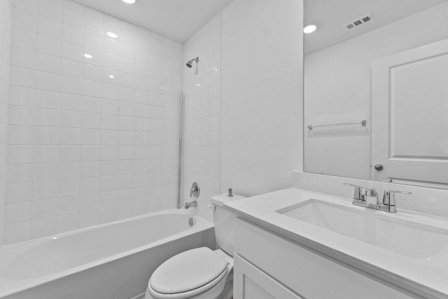 Furnished interior view inside a new home in Valverde, Bastrop (Image 9).