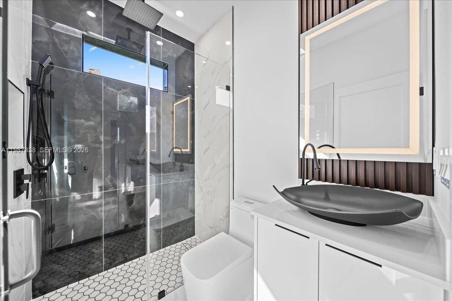 Furnished interior view inside a new home in , Lehigh Acres (Image 12).