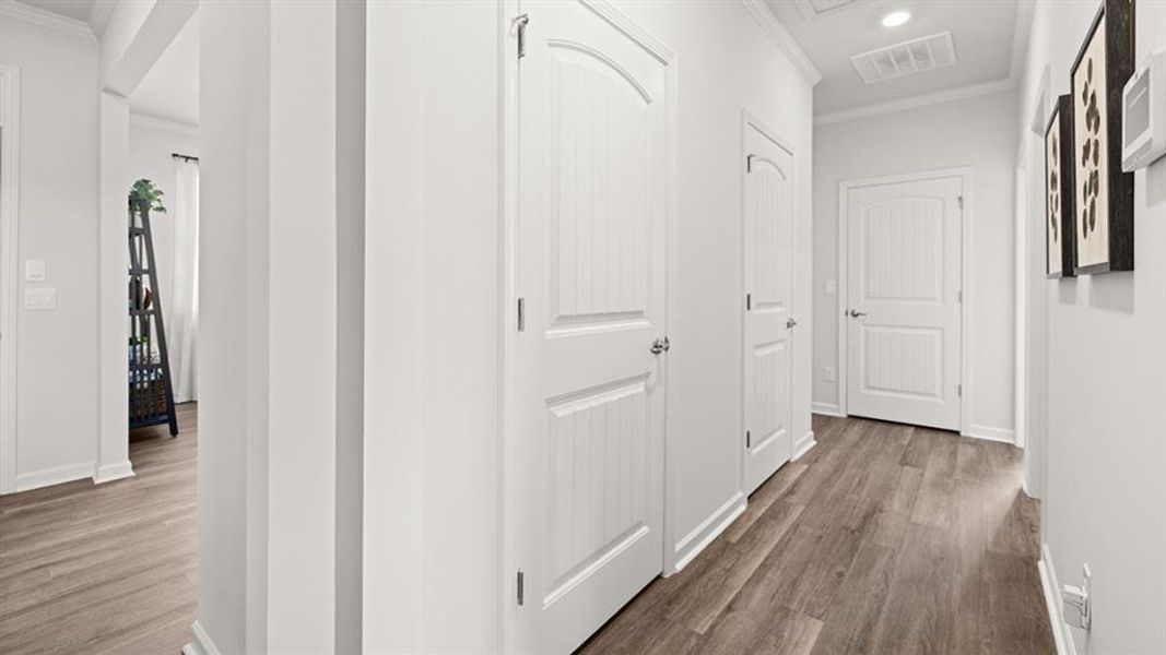 Spacious, unfurnished interior of a new home in Lost Creek, Dallas (Image 25).