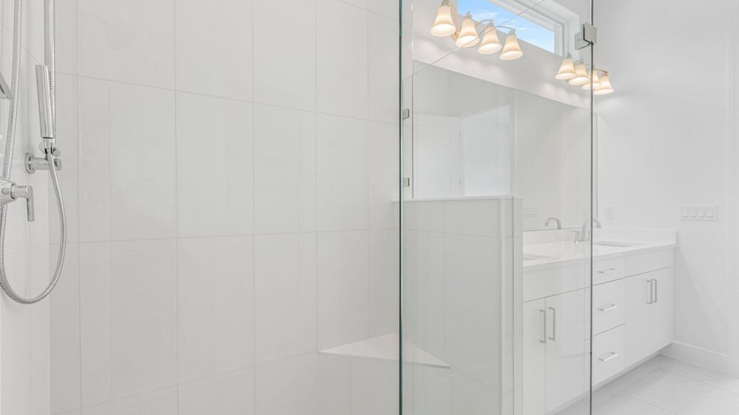 26-custom-_V7A2008 26-custom-_V7A2008