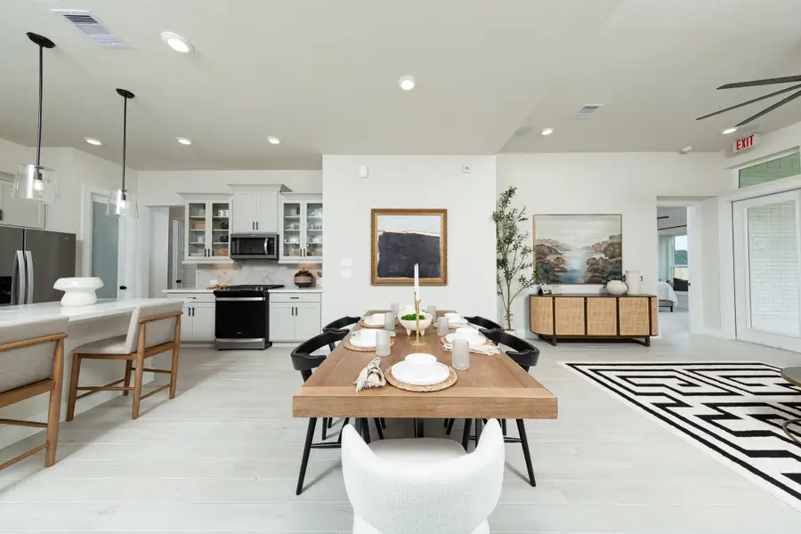 Representative furnished interior of a home built from the Abilene by Beazer Homes in Copia Pines, Montgomery (Image 8).