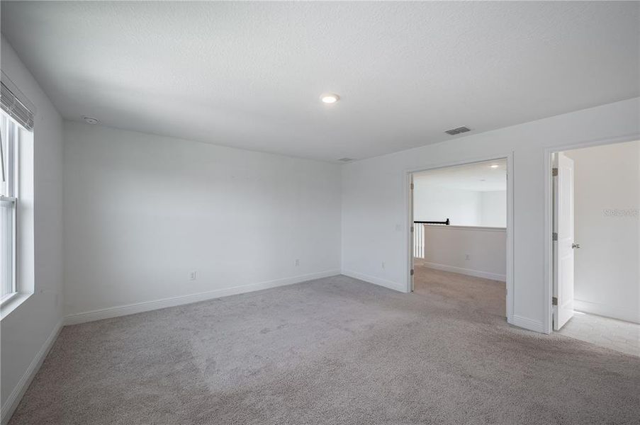 Spacious, unfurnished interior of a new home in , Orlando (Image 34). Spacious, unfurnished interior of a new home in , Orlando (Image 34).