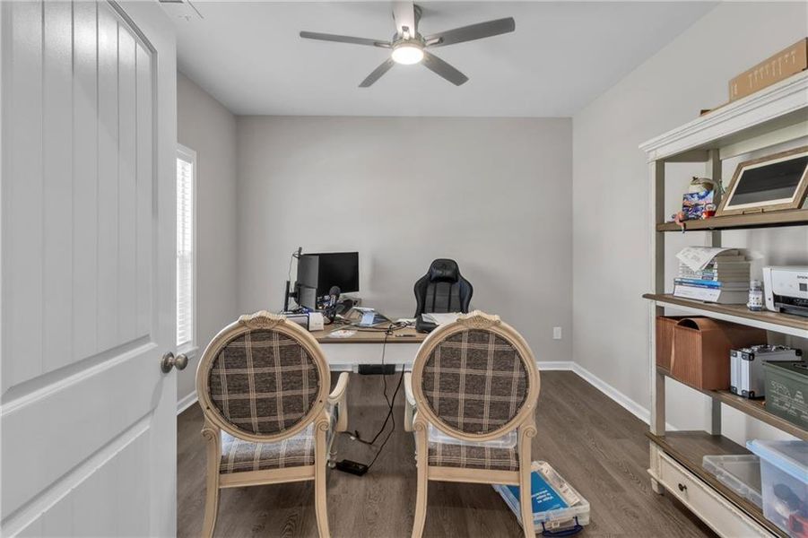 Furnished interior view inside a new home in Twin Lakes, Hoschton (Image 8).