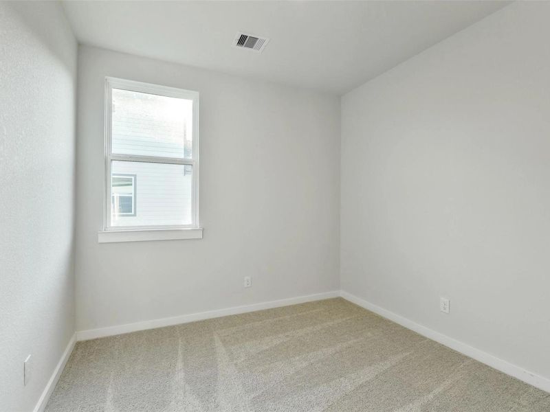Spacious, unfurnished interior of a new home in Liberty Estates, Cleveland (Image 28).