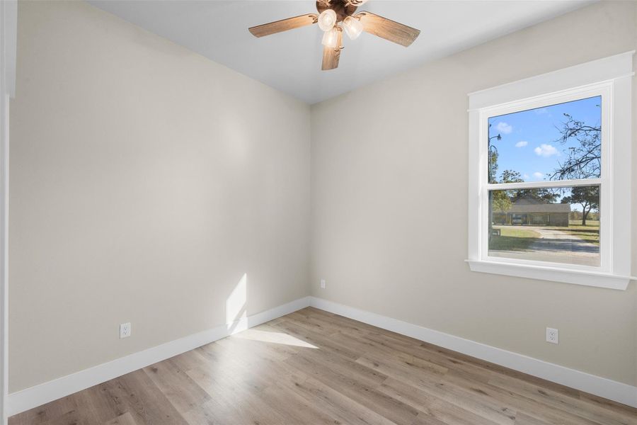 Spacious, unfurnished interior of a new home in , Franklin (Image 8).