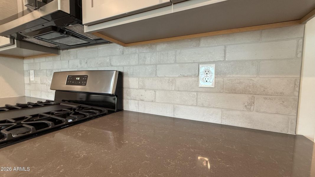011 - Tile Backsplash